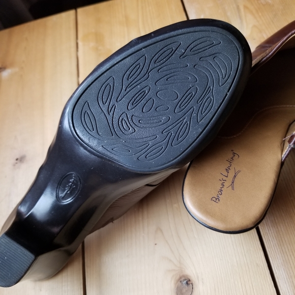 Brown's Landing Shoes Mules with Heels Sz 8 1/2M - Picture 5 of 5